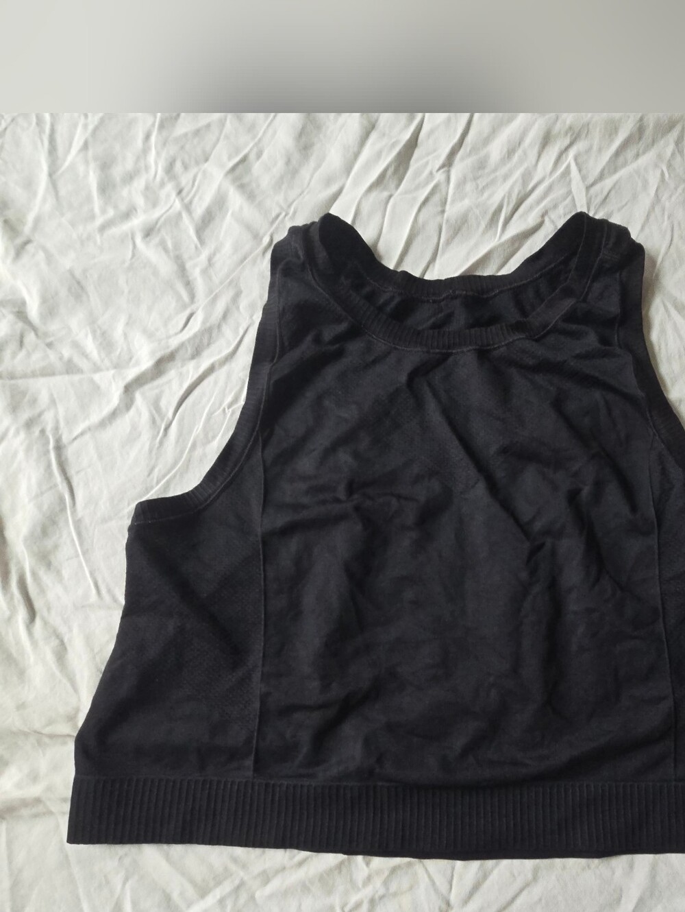 Old Navy Black Cropped Tank Top